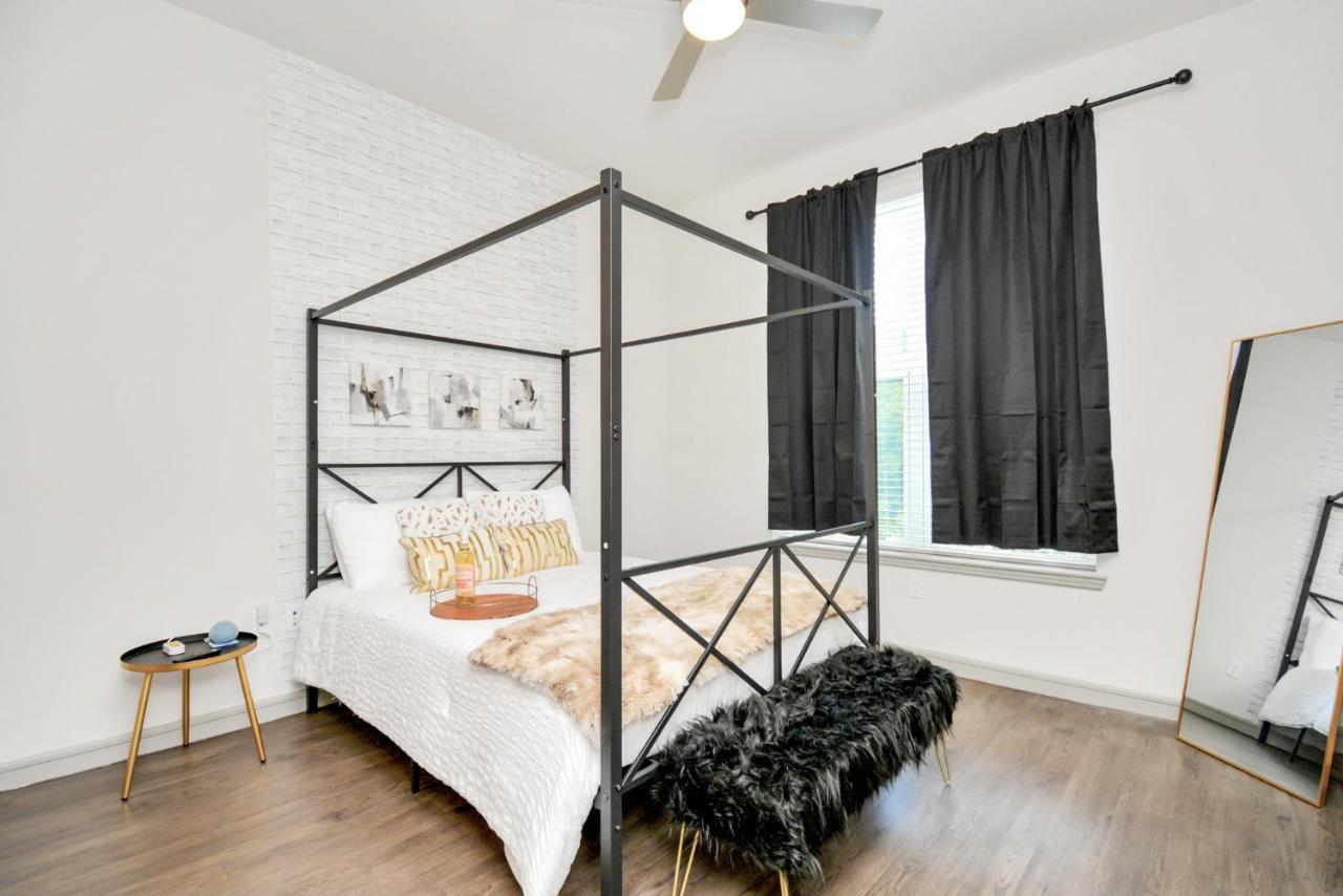 Ferienwohnung Elan Maison Smart Hub In The Heart Of Downtown Houston Exterior foto