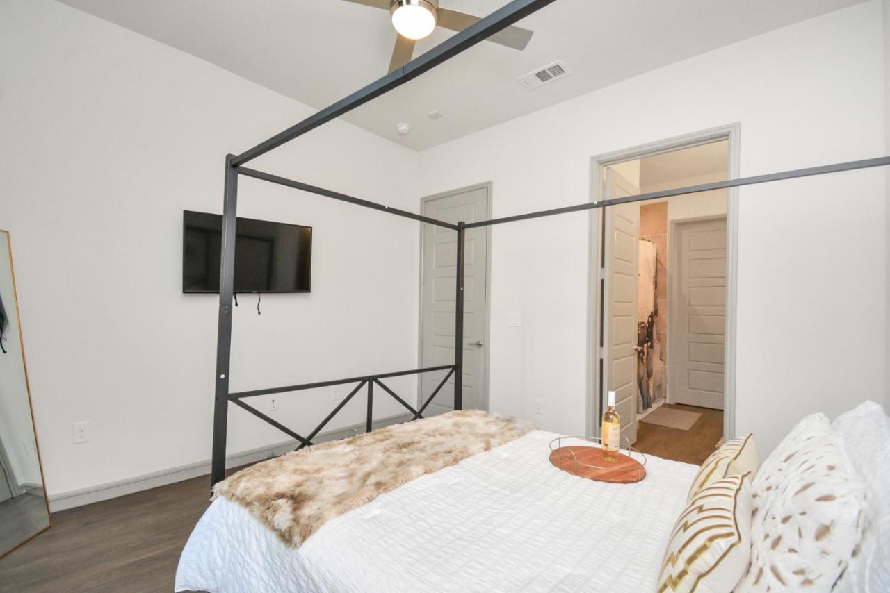 Ferienwohnung Elan Maison Smart Hub In The Heart Of Downtown Houston Exterior foto