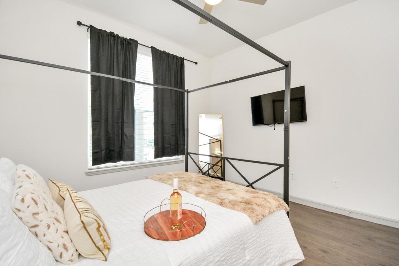 Ferienwohnung Elan Maison Smart Hub In The Heart Of Downtown Houston Exterior foto