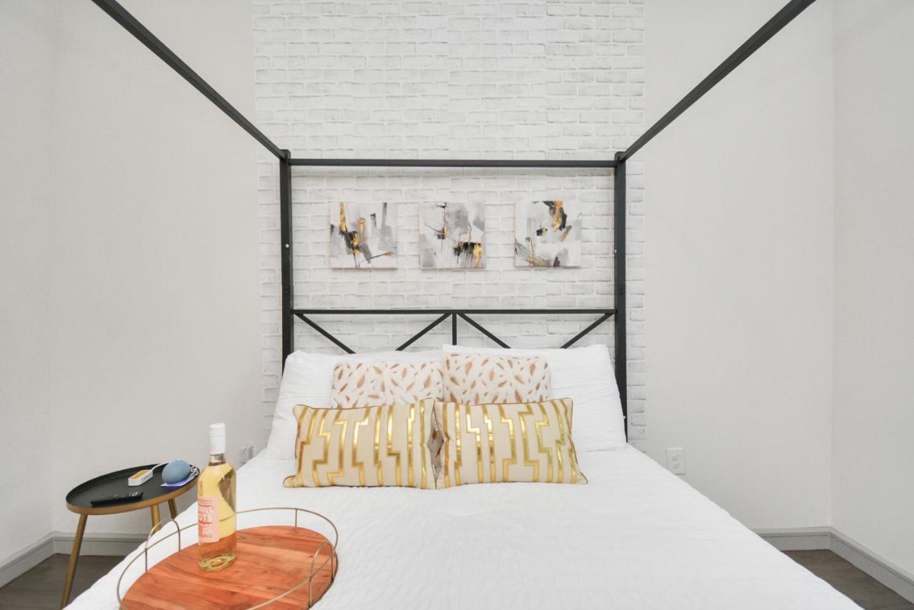Ferienwohnung Elan Maison Smart Hub In The Heart Of Downtown Houston Exterior foto